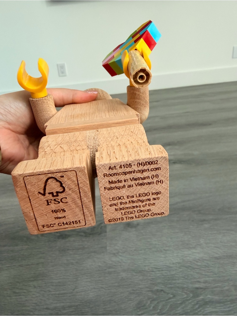 LEGO wooden figure - 5x bigger than regular mini figure - Picture 10 of 10